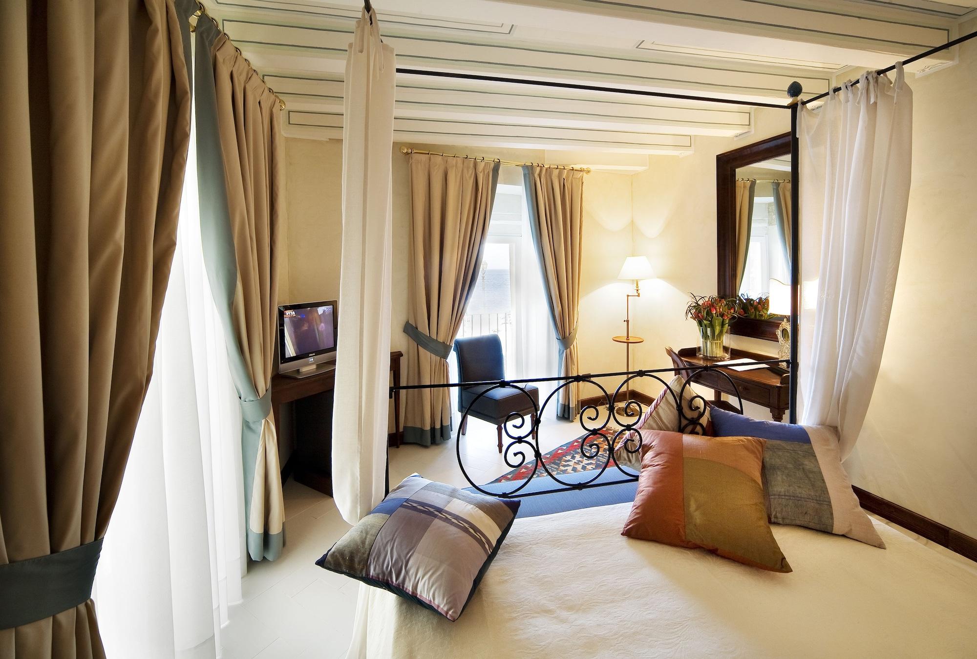 อัลจีลา ออร์ติจา ชาร์เม โฮเต็ล Hotel Syracuse ภายนอก รูปภาพ